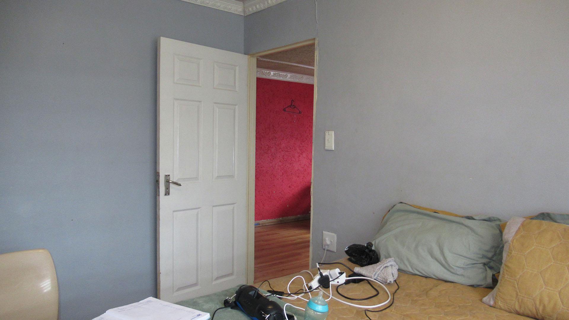 Bed Room 1 - 12 square meters of property in Glen Ridge (Gauteng - West)