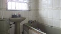 Bathroom 1 - 6 square meters of property in Glen Ridge (Gauteng - West)