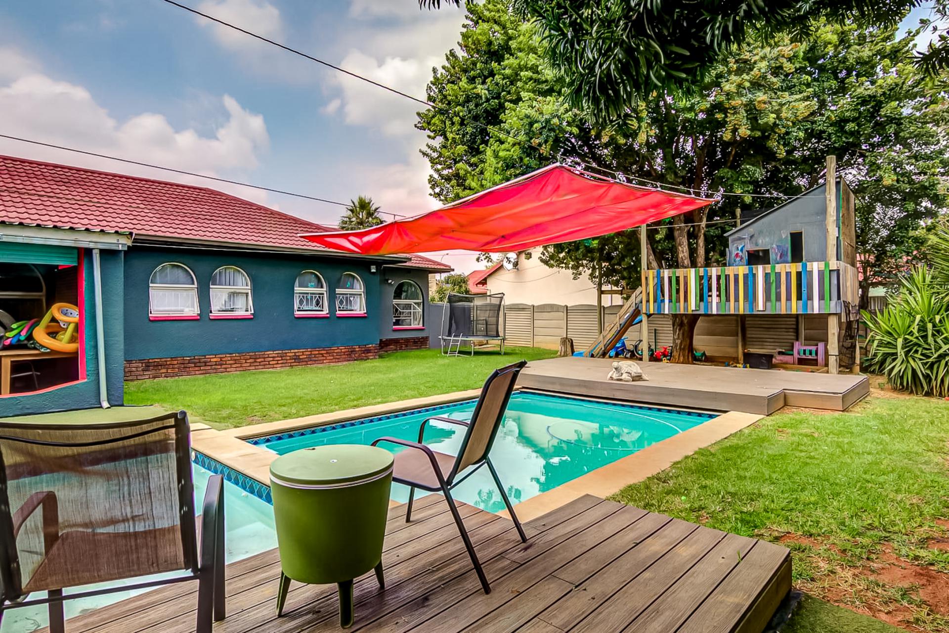  of property in Glen Marais