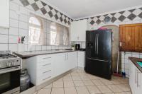  of property in Glen Marais