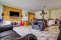  of property in Glen Marais