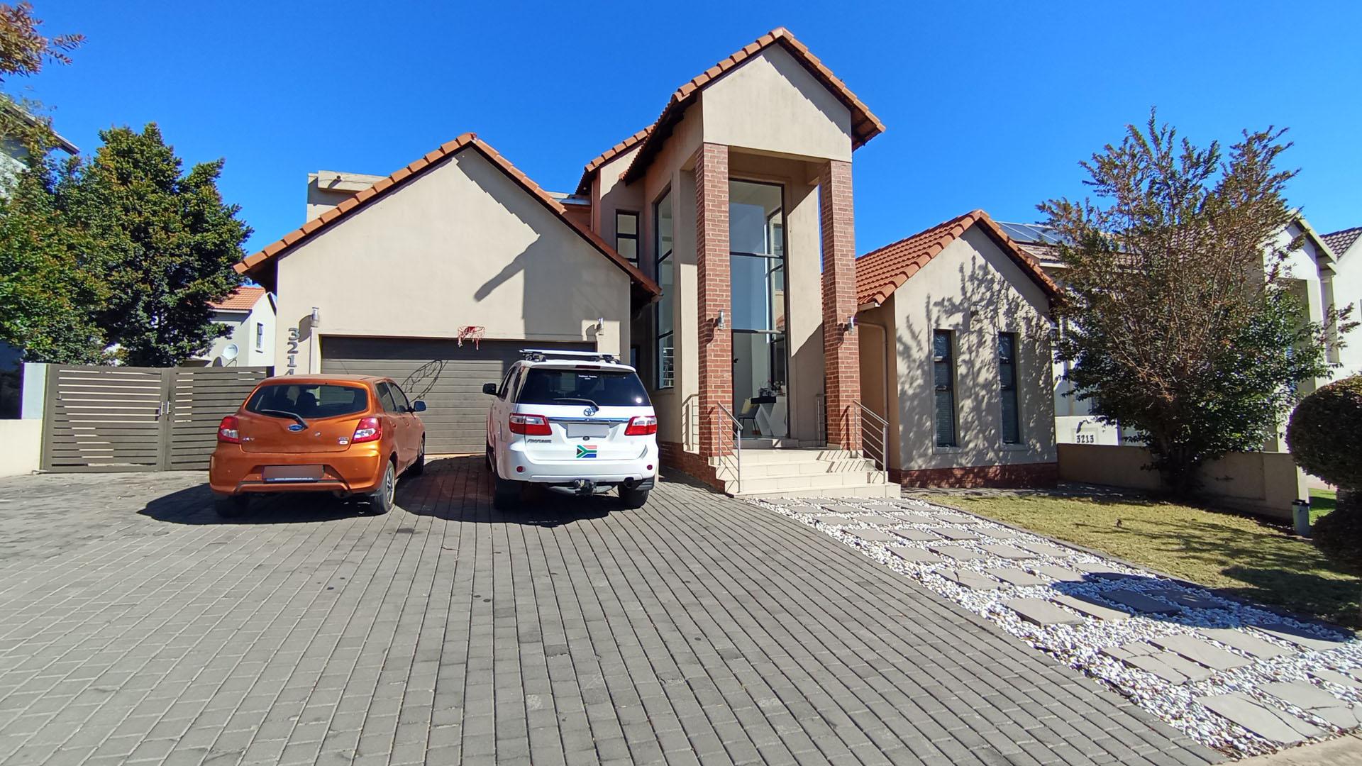 Front View of property in Brooklands Lifestyle Estate