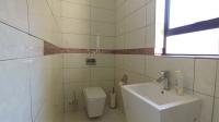 Guest Toilet - 5 square meters of property in Brooklands Lifestyle Estate