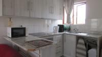 Kitchen - 6 square meters of property in Glenvista