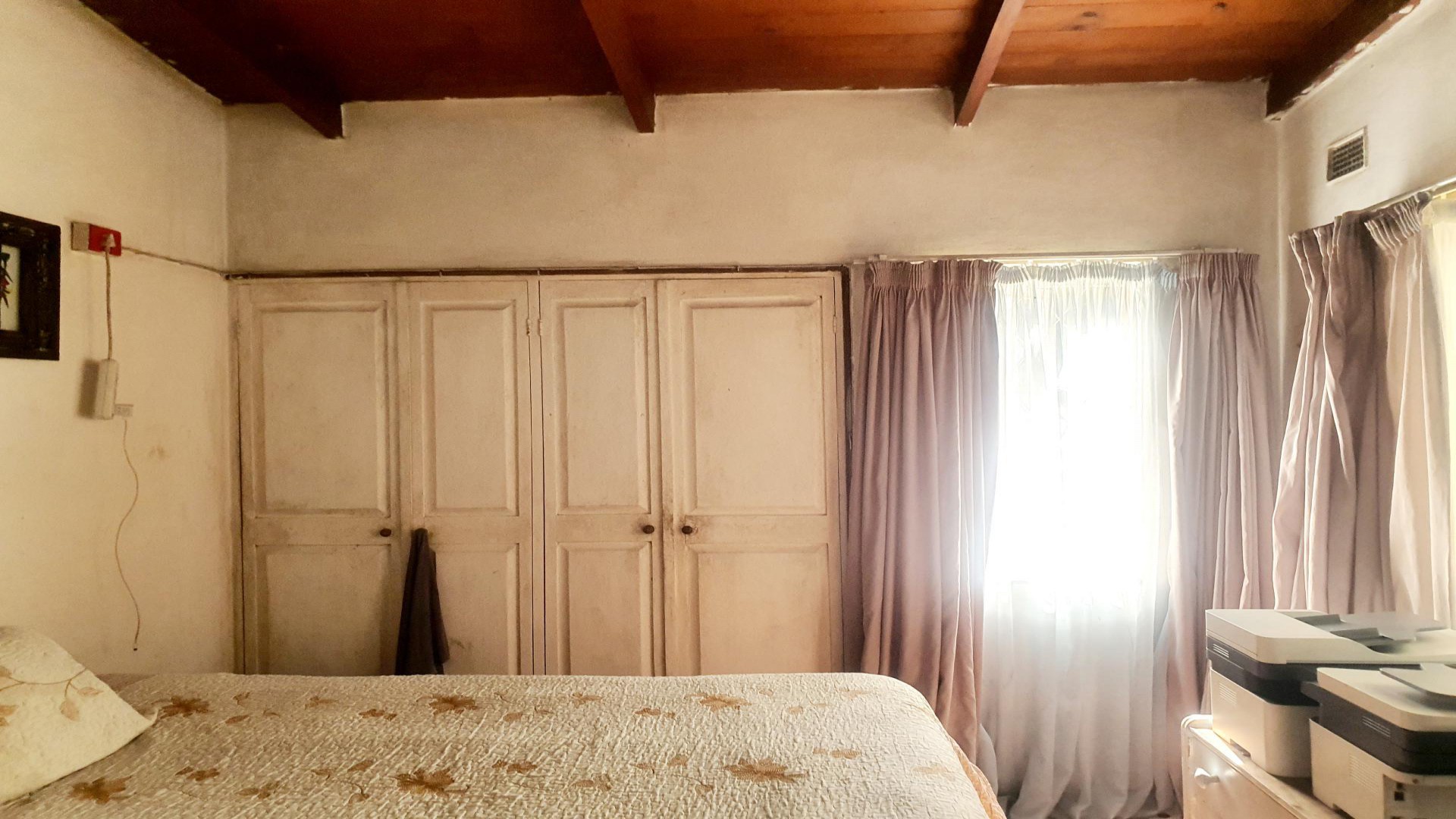 Bed Room 2 of property in Southport