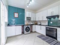  of property in Glenvista