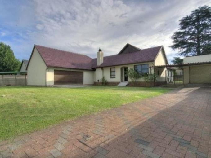 3 Bedroom House for Sale For Sale in Brackendowns - MR673551