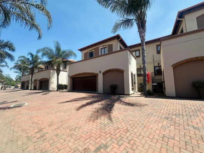 3 Bedroom Simplex for Sale For Sale in Glenvista - MR673560