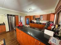  of property in Glenvista