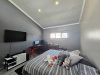  of property in De Deur