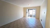 Lounges - 19 square meters of property in Gordons Bay