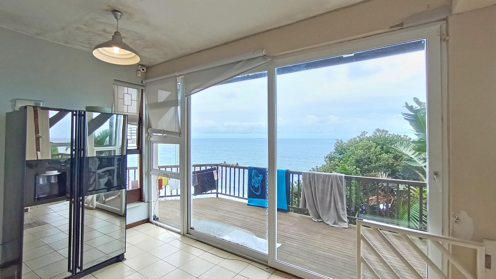 Dining Room - 35 square meters of property in Bluff