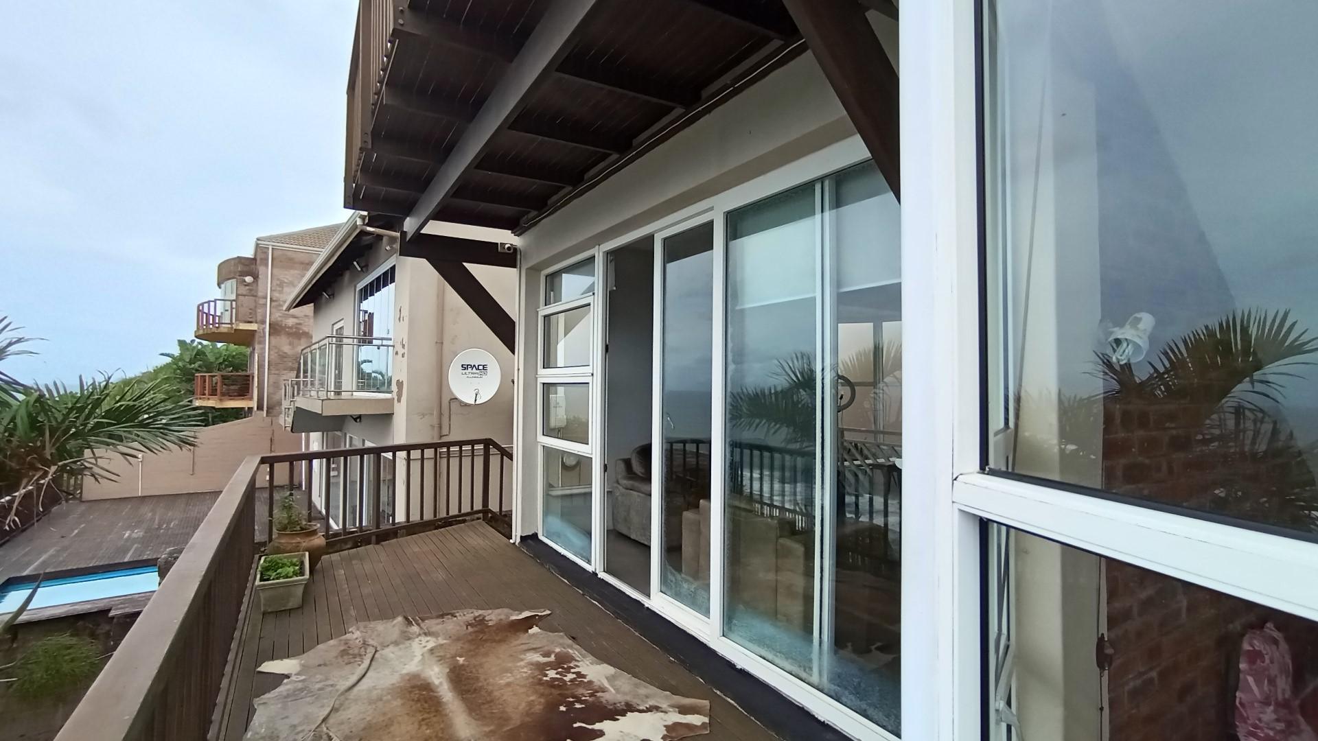 Balcony - 104 square meters of property in Bluff