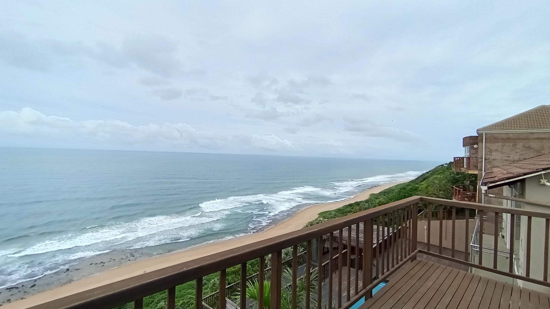 Balcony - 104 square meters of property in Bluff