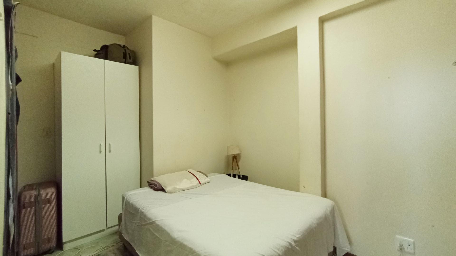 Bed Room 5+ - 13 square meters of property in Bluff