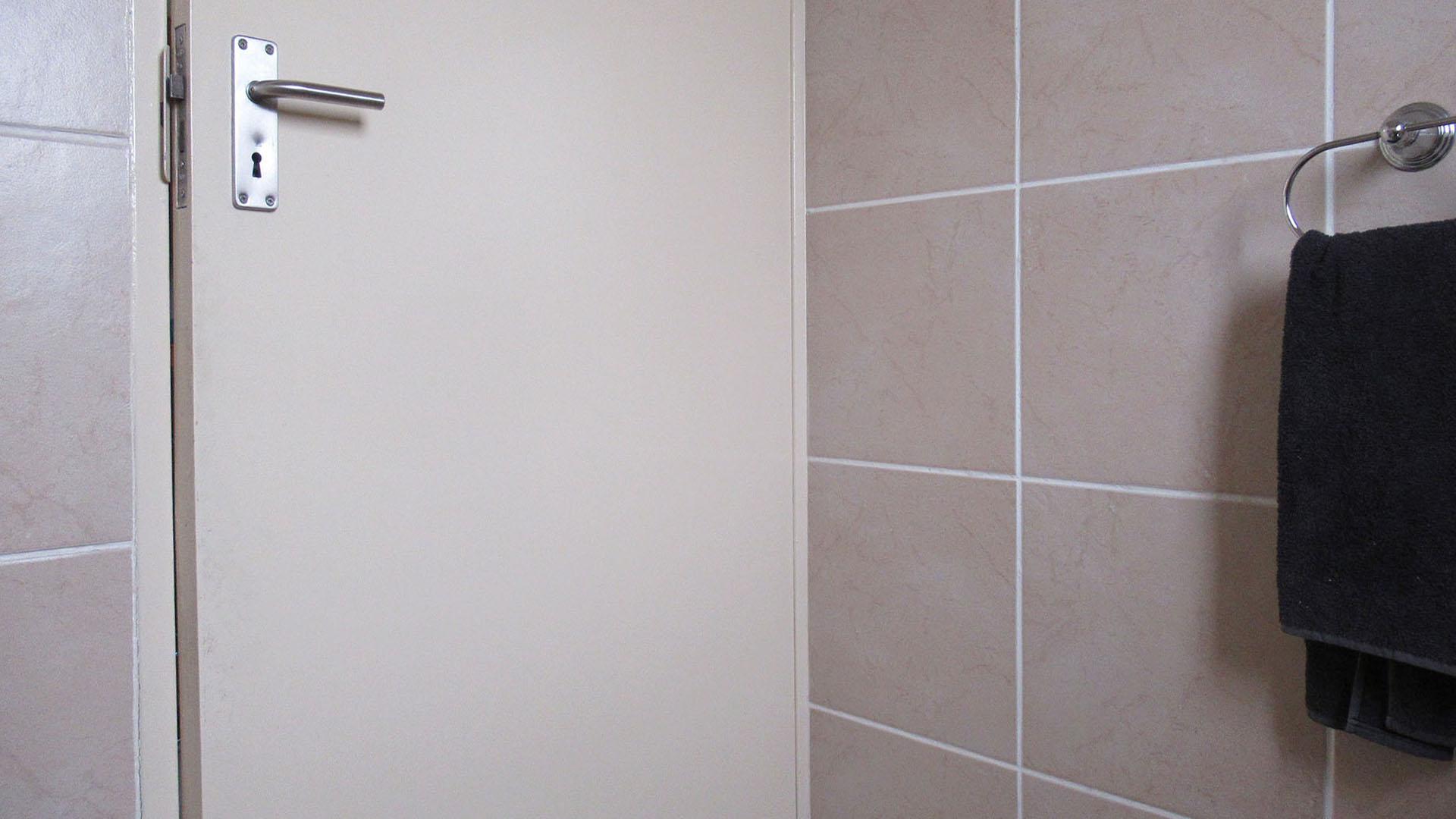 Guest Toilet - 3 square meters of property in Witkoppen