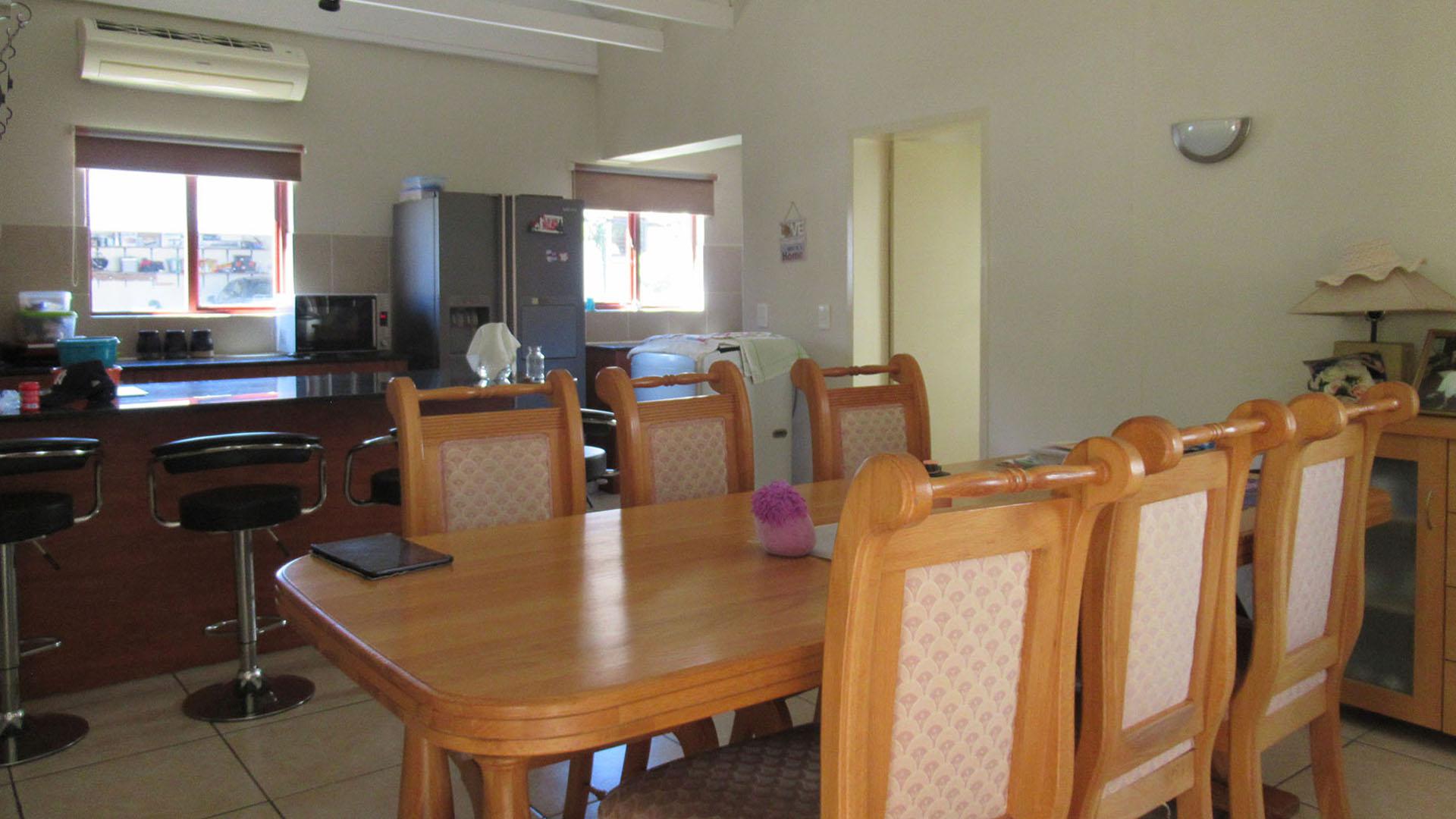 Dining Room - 22 square meters of property in Witkoppen