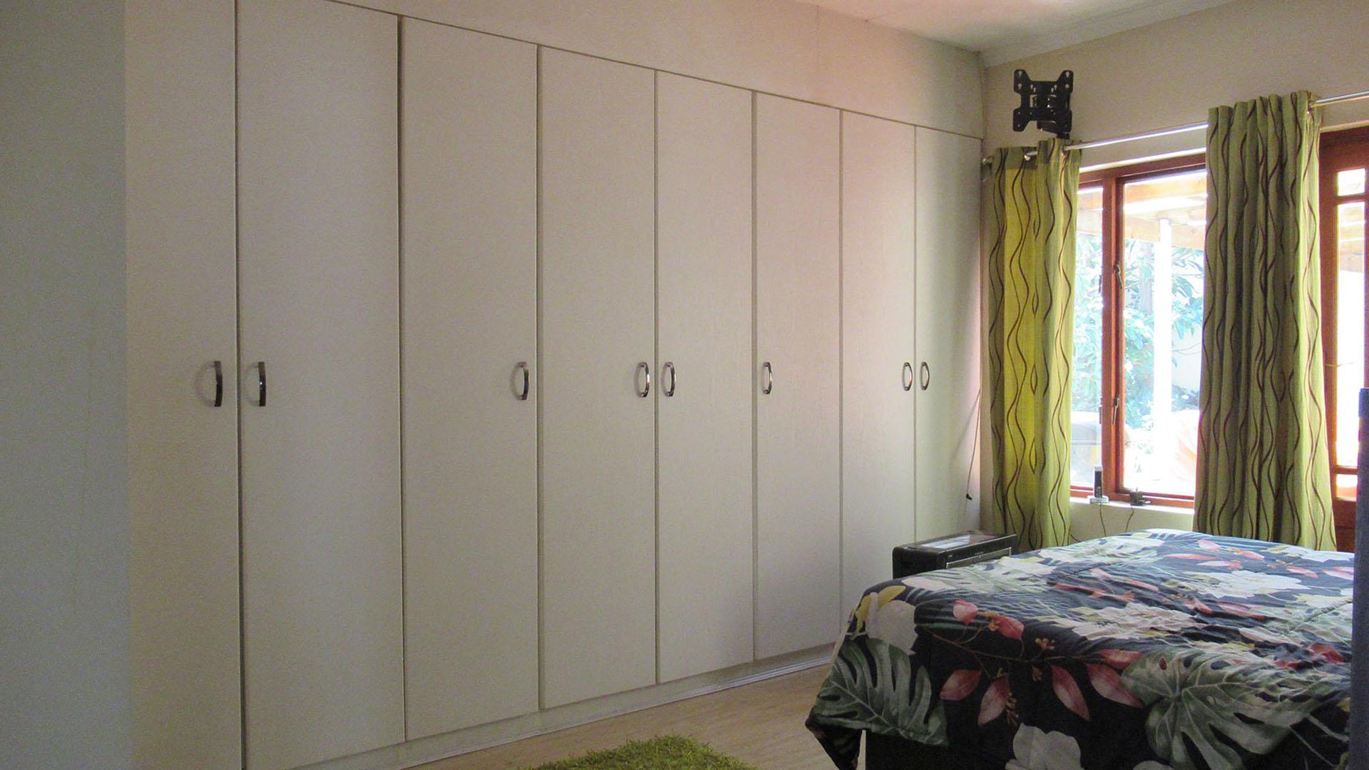 Main Bedroom - 20 square meters of property in Witkoppen