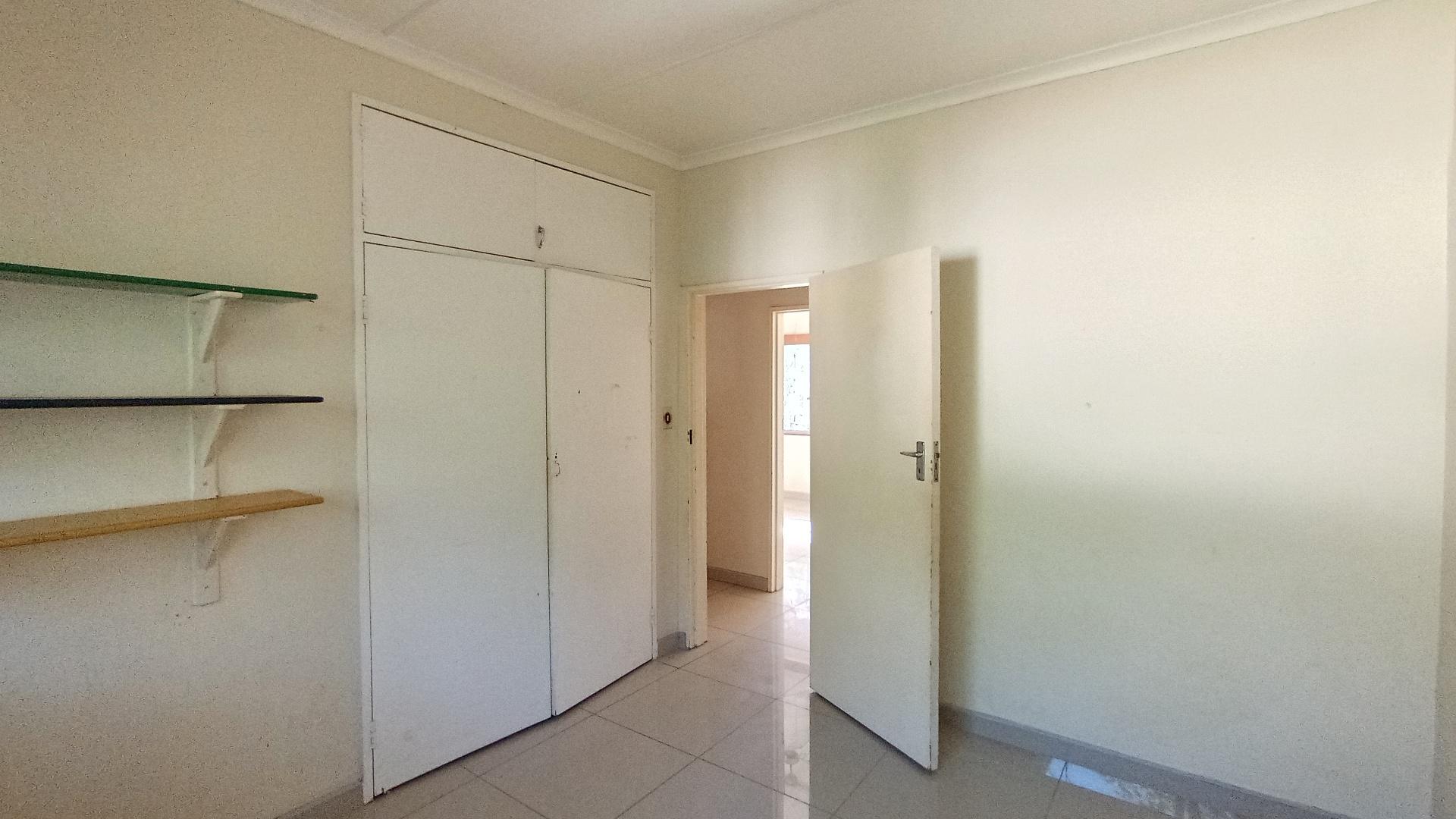 Bed Room 3 - 12 square meters of property in Blackridge