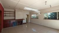 Lounges - 34 square meters of property in Blackridge