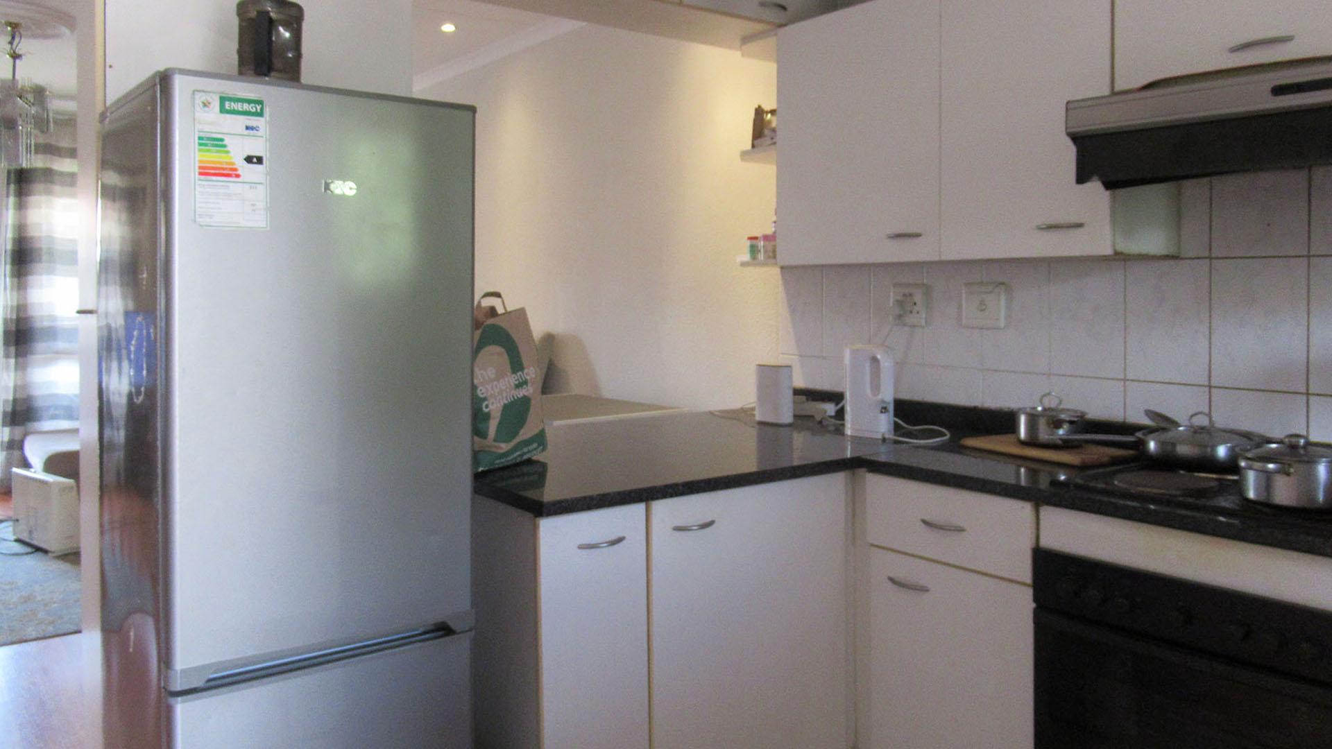 Kitchen - 7 square meters of property in Oakdene