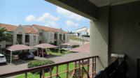 Balcony - 8 square meters of property in Oakdene