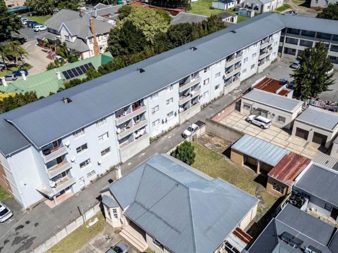 2 Bedroom Apartment for Sale For Sale in Southernwood - MR673667