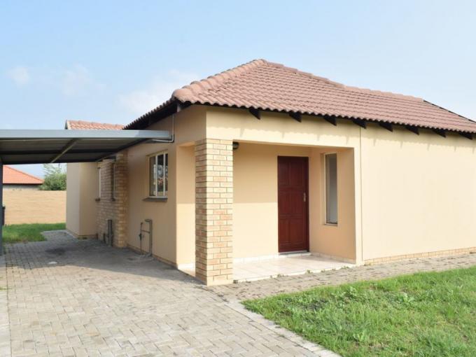 3 Bedroom House for Sale For Sale in Waterkloof (Rustenburg) - MR673671