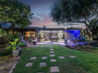  of property in The Hill