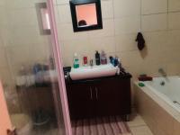  of property in Mondeor