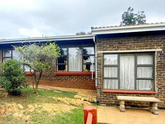 4 Bedroom House for Sale For Sale in Lindhaven - MR673713