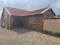 3 Bedroom 2 Bathroom Simplex for Sale for sale in Randhart