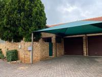 3 Bedroom 2 Bathroom Simplex for Sale for sale in Safarituine