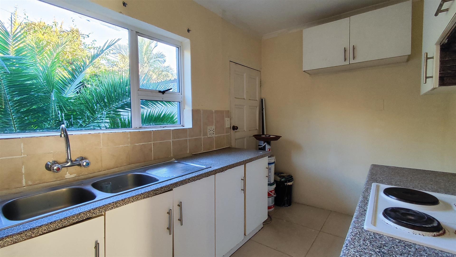 Kitchen - 9 square meters of property in Terenure