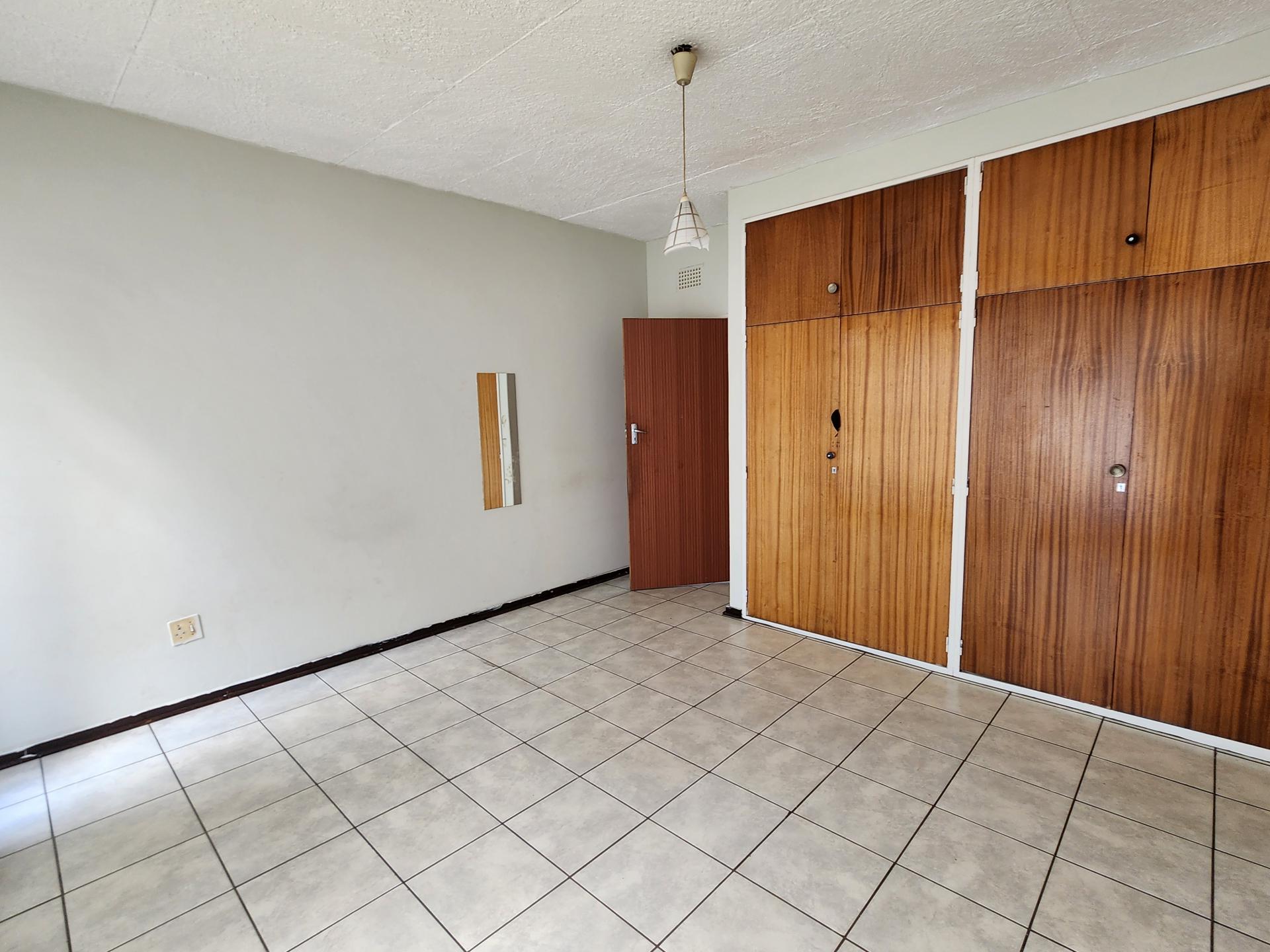  of property in Cruywagenpark