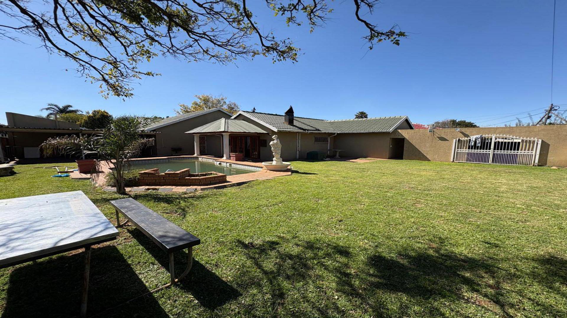 Backyard of property in Helikon Park