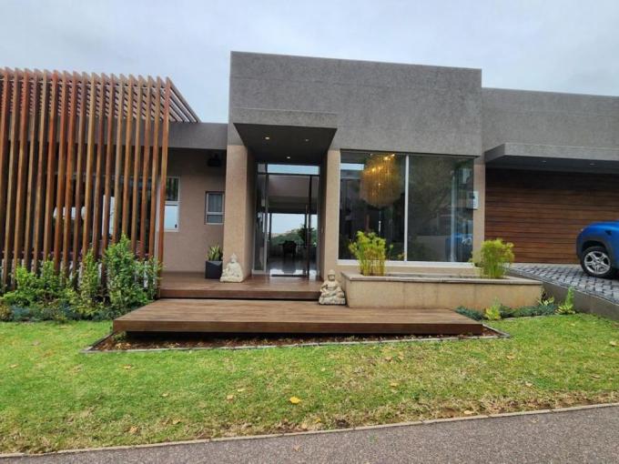 4 Bedroom House for Sale For Sale in La Lucia - MR673798