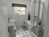  of property in Kloof 