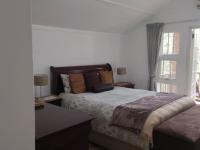  of property in Kloof 