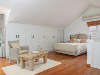  of property in Kloof 