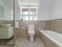  of property in Kloof 