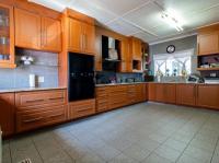  of property in Linmeyer