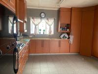  of property in Linmeyer