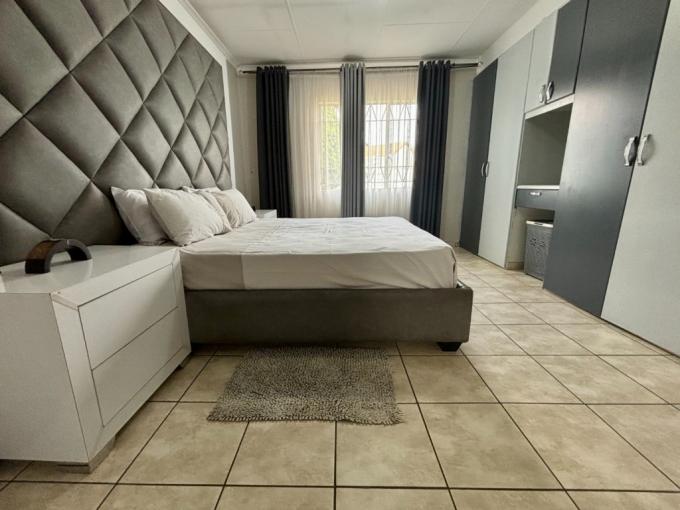 3 Bedroom House for Sale For Sale in Ormonde - MR673871