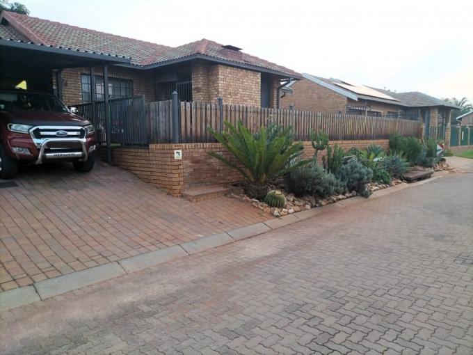 3 Bedroom House for Sale For Sale in Theresapark - MR673873