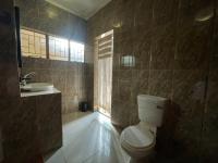  of property in Bendor