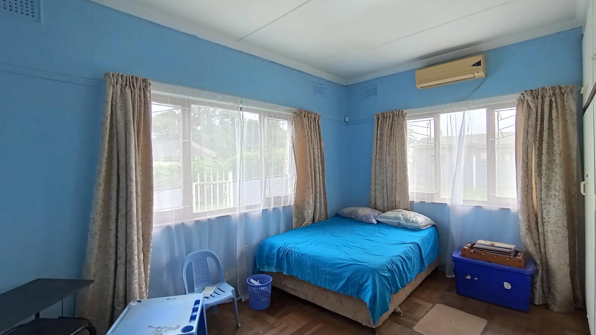 Bed Room 3 - 16 square meters of property in Greenwood Park