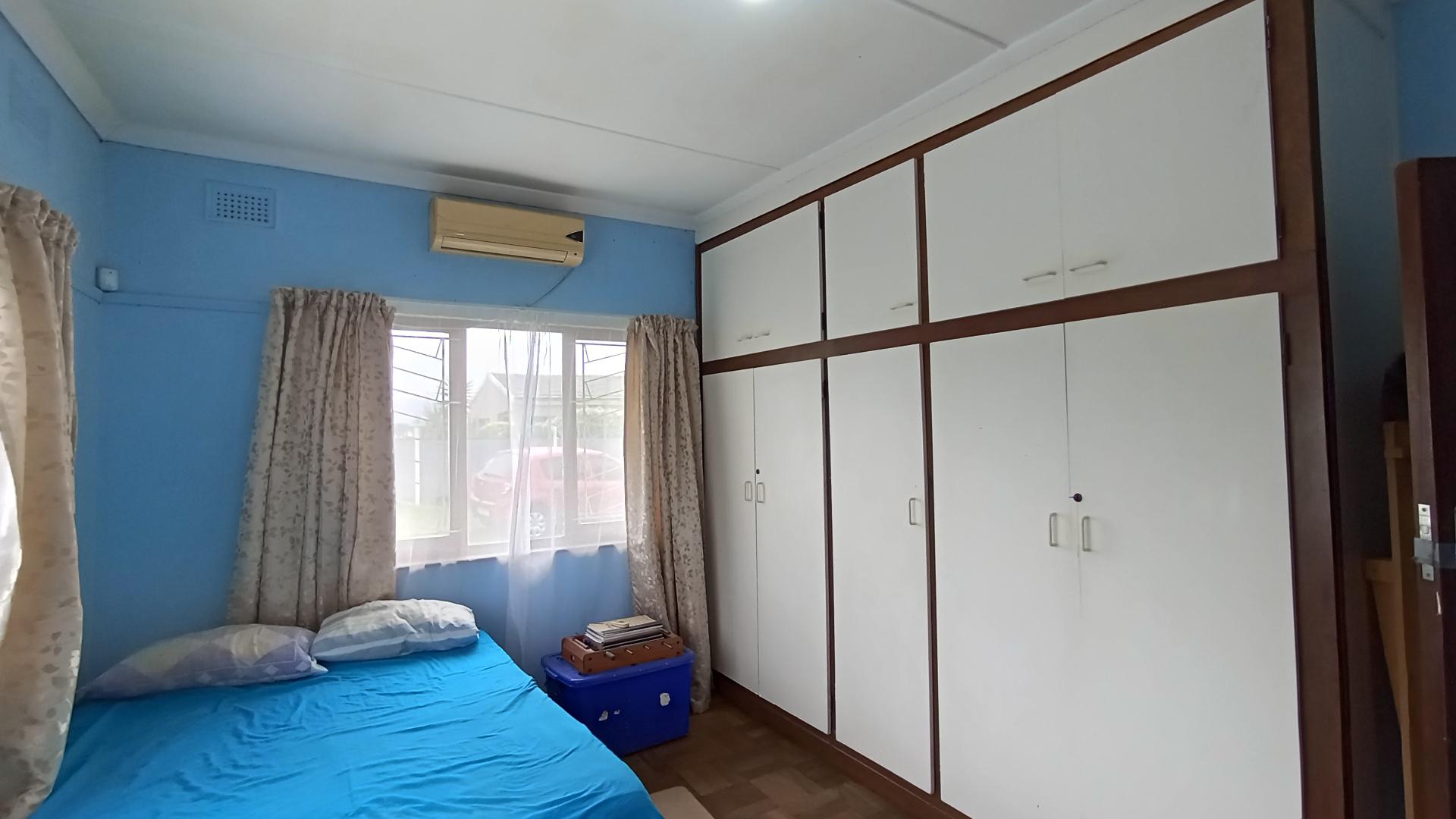 Bed Room 3 - 16 square meters of property in Greenwood Park