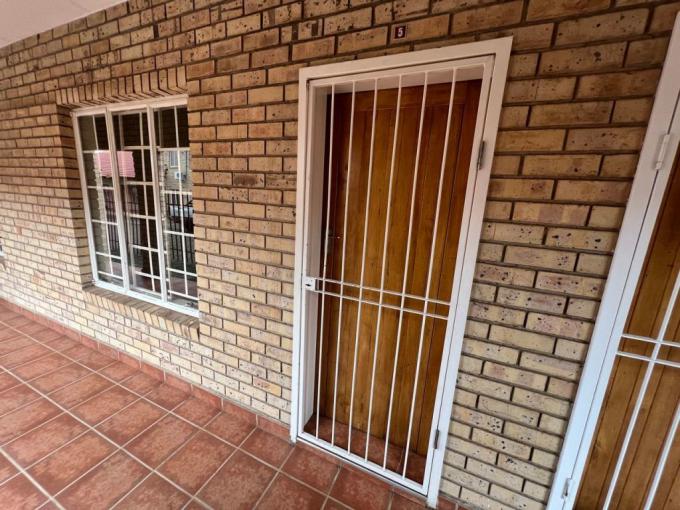 1 Bedroom Apartment for Sale For Sale in Irenepark - MR673901