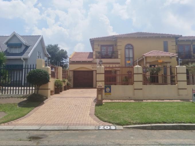 4 Bedroom House for Sale For Sale in Linmeyer - MR673913